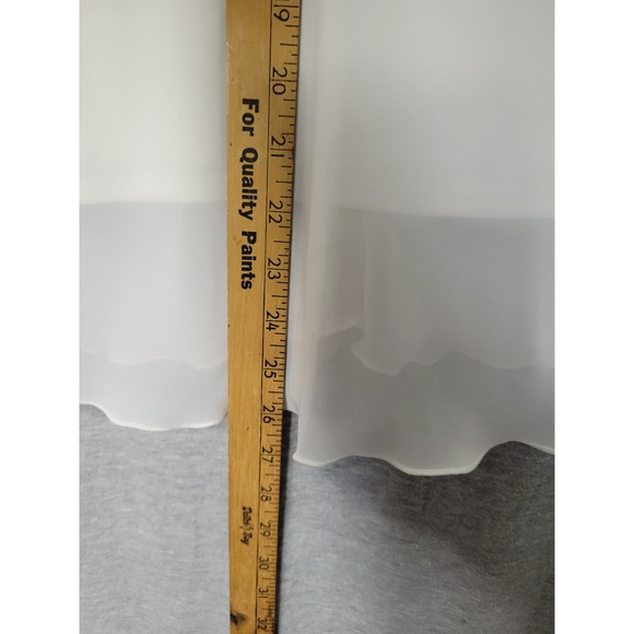 Women's White Ruffle Sleeveless Lined Blouse w/ Black Lace Cutout Small - Picture 7 of 9